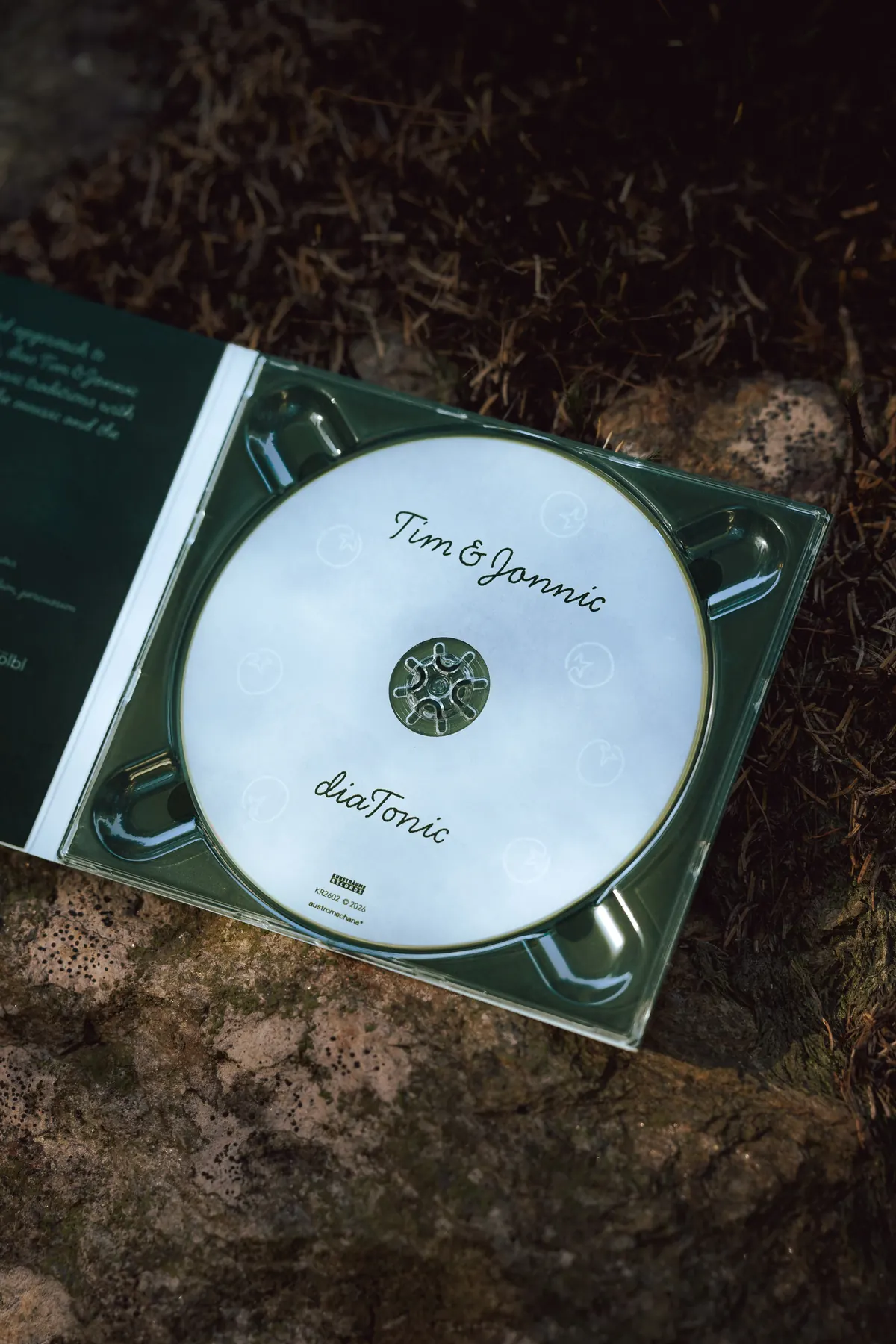 Opened diaTonic digipak showing the printed CD